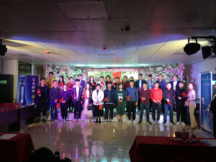 微信图片_20190330155548_副本.jpg