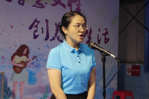副市长宣布巾帼杯乒乓球比赛正式开始.jpg